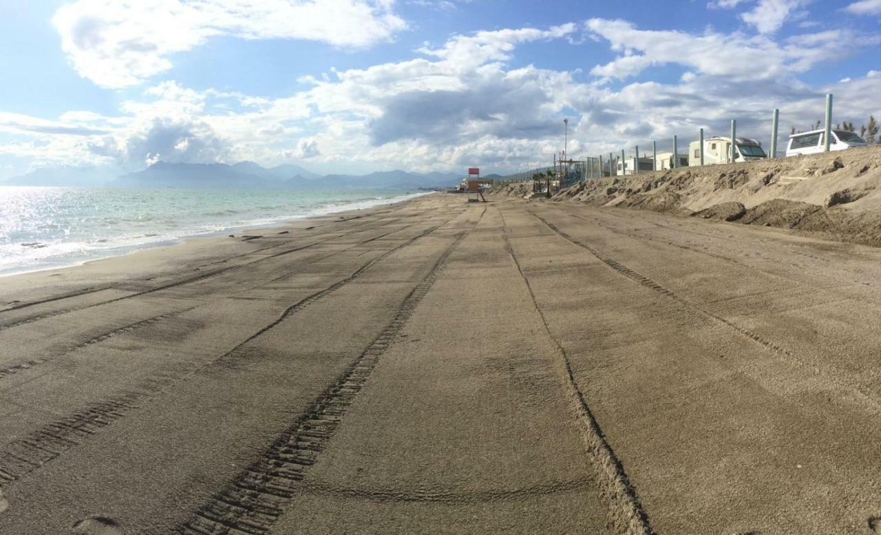 Camping Lido Di Salerno Pontecagnano Exterior foto